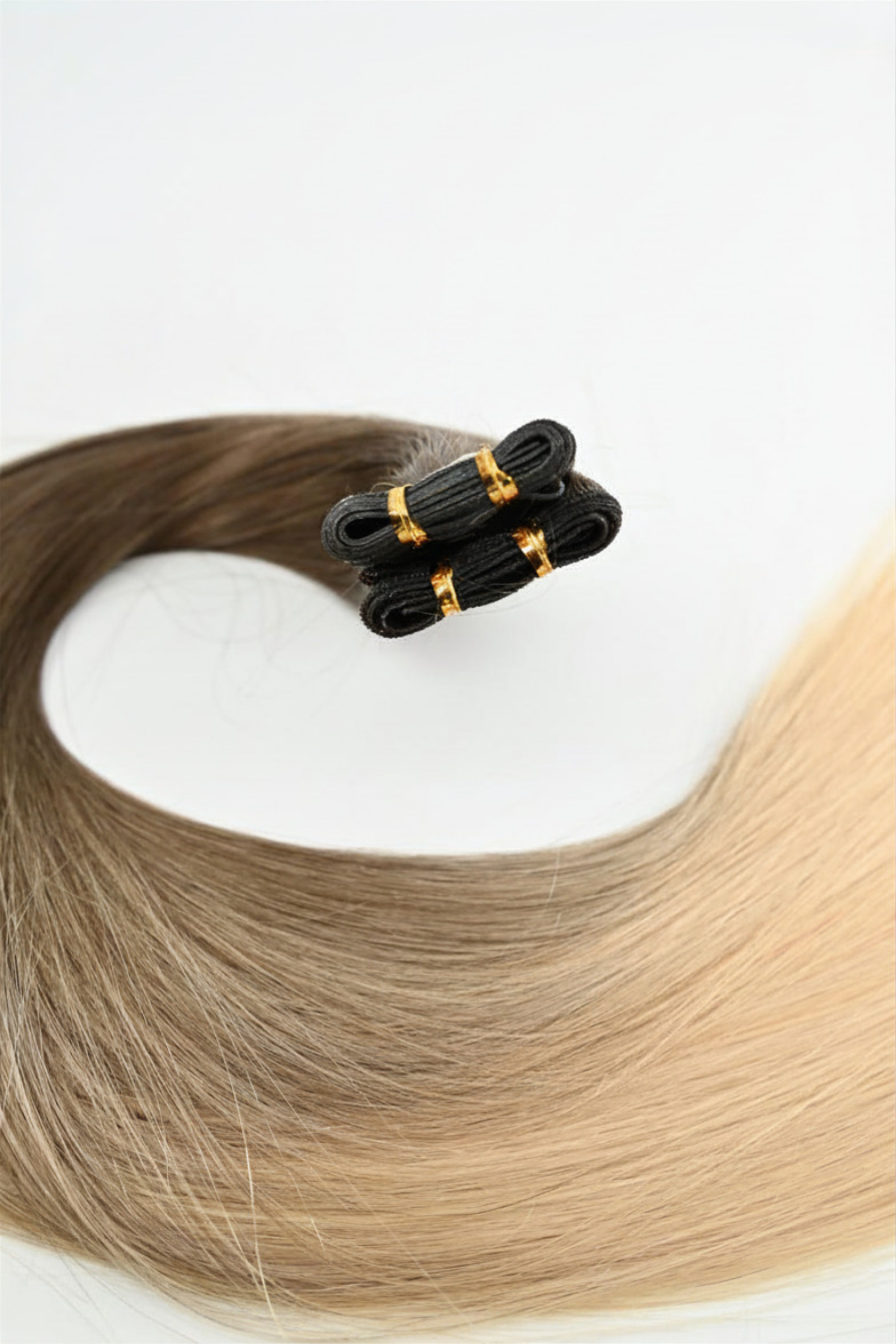 Genius Weft Hair Extensions – Chocolate to Nordic Blonde Ombre – 65cm/26 inch