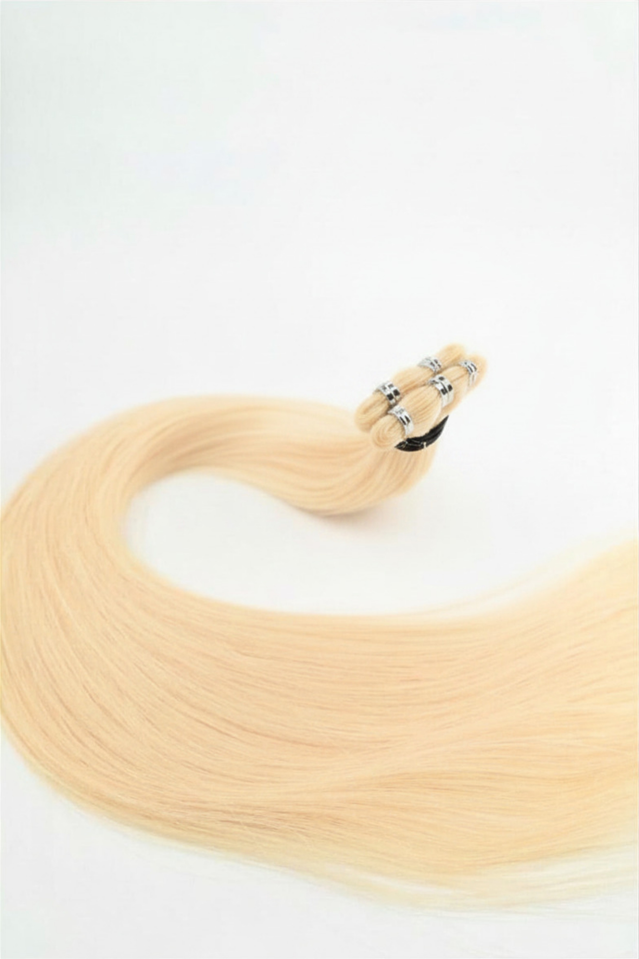 Genius Weft Hair Extensions – Ice Blonde – 65cm/26 inch